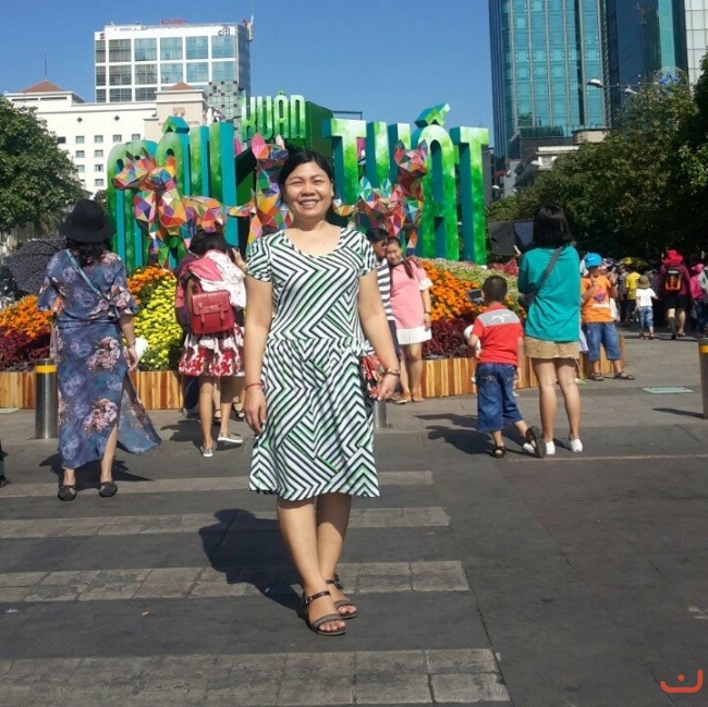 Chị 50 tuổi ở Thành Phố Hồ Chi Minh Bị sãn não đã nhiều năm đã đi chữa thuốc tây nhiều năm không khỏi chị đến dùng thuốc đông y nay đã khỏi nay chị là cán bộ tại đài khí tượng thuỷ văn Nam Bộ_1